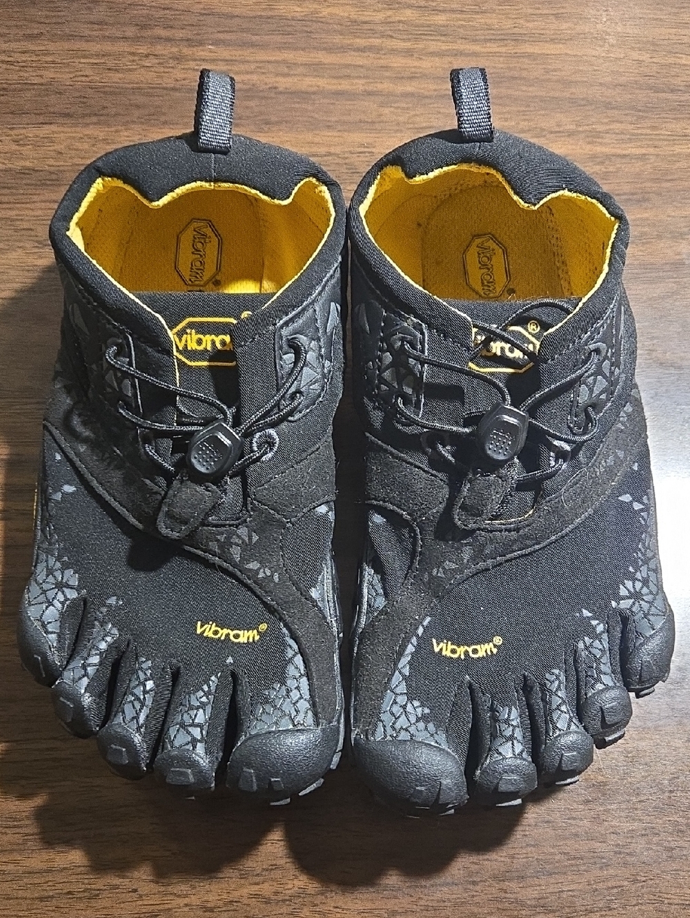 Women's Vibram Fivefingers Spyridon MR toe shoes EU Size 38 (US 7.5-8)